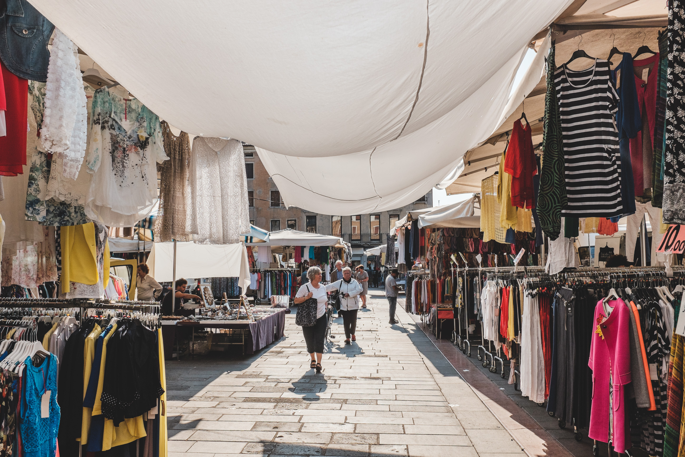 311 · In the market
Click to view previous post
