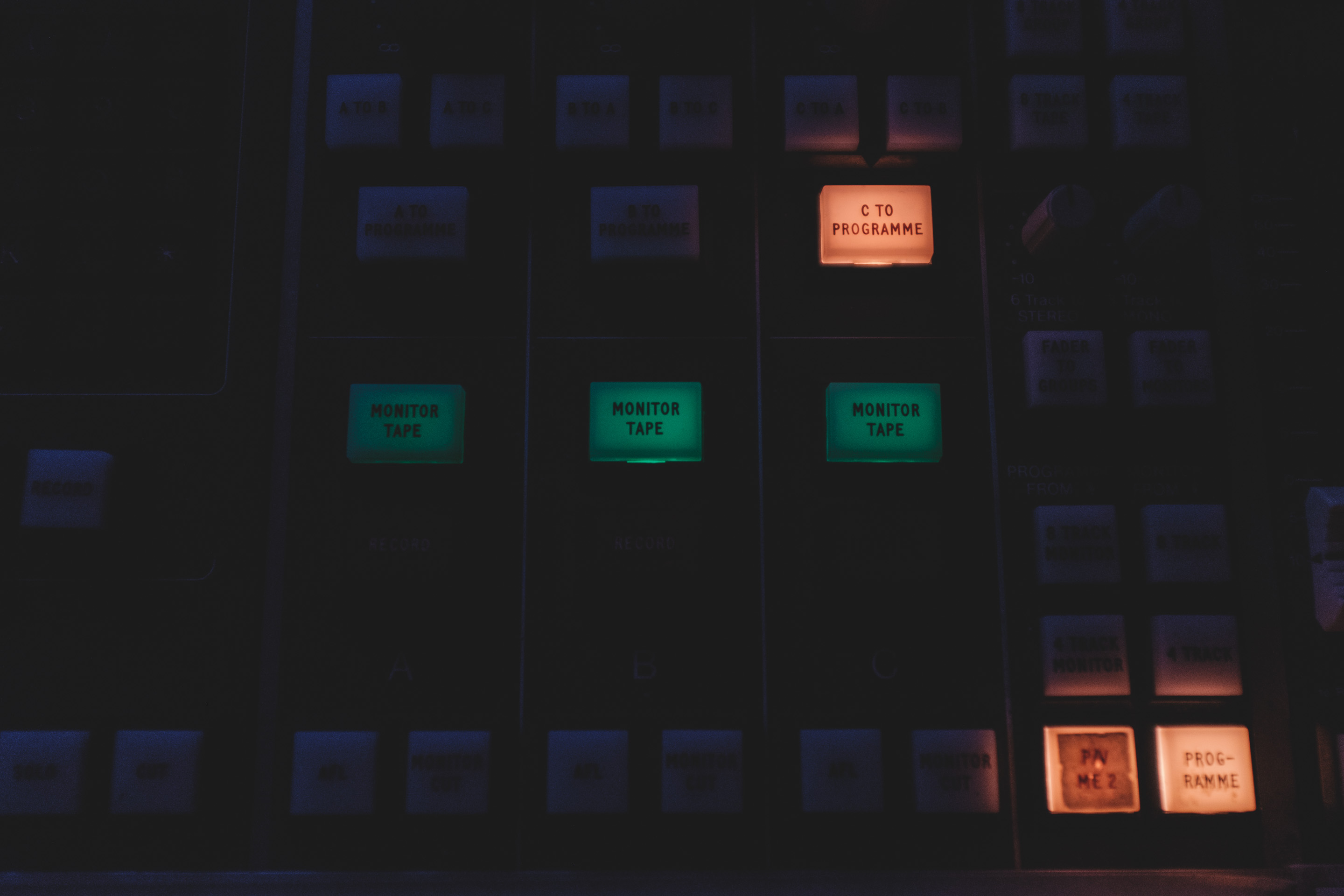 354 · Mixing board
Click to view previous post