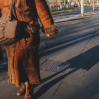 359 · Coat lady