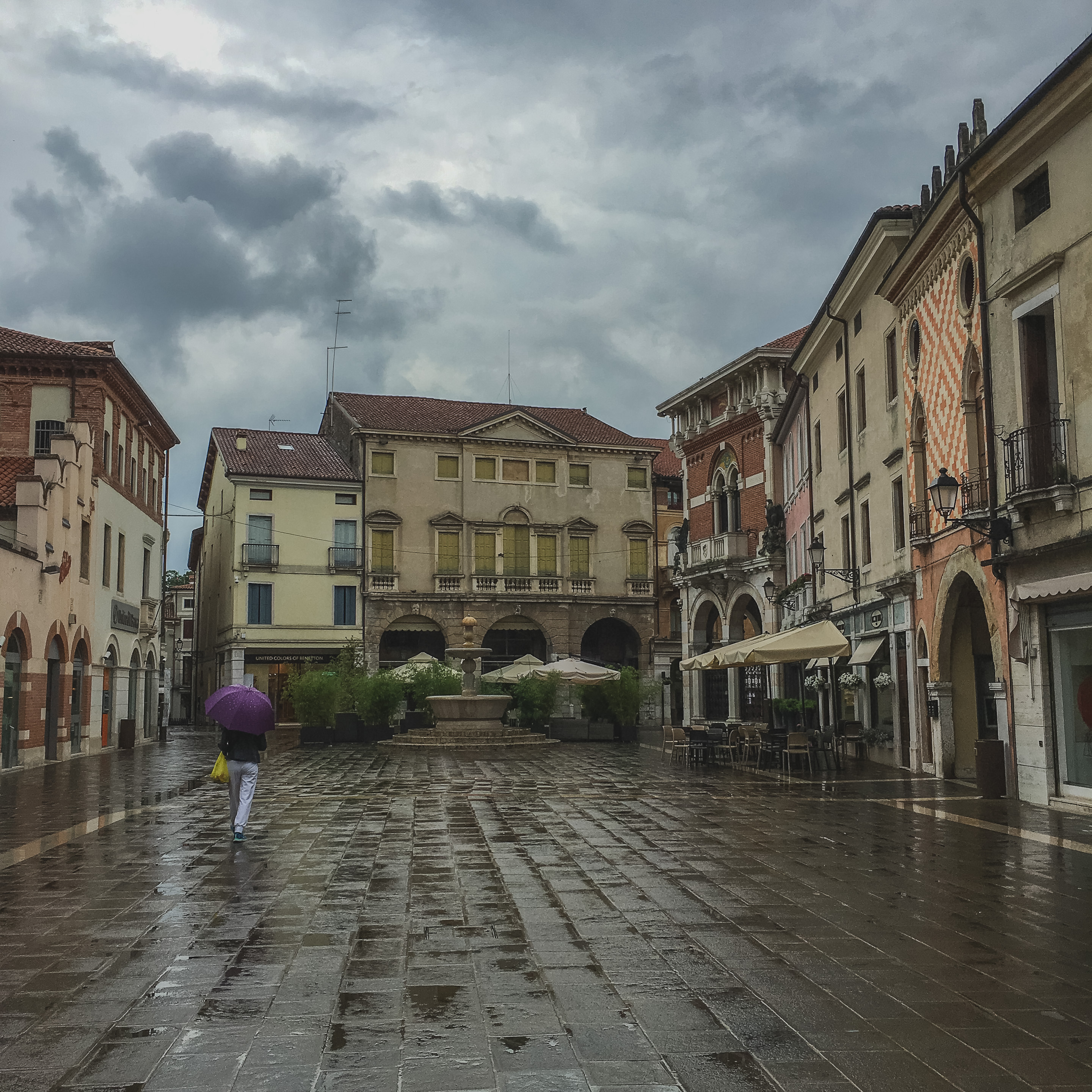 371 · Piazza Chilesotti in the rain
Click to view previous post